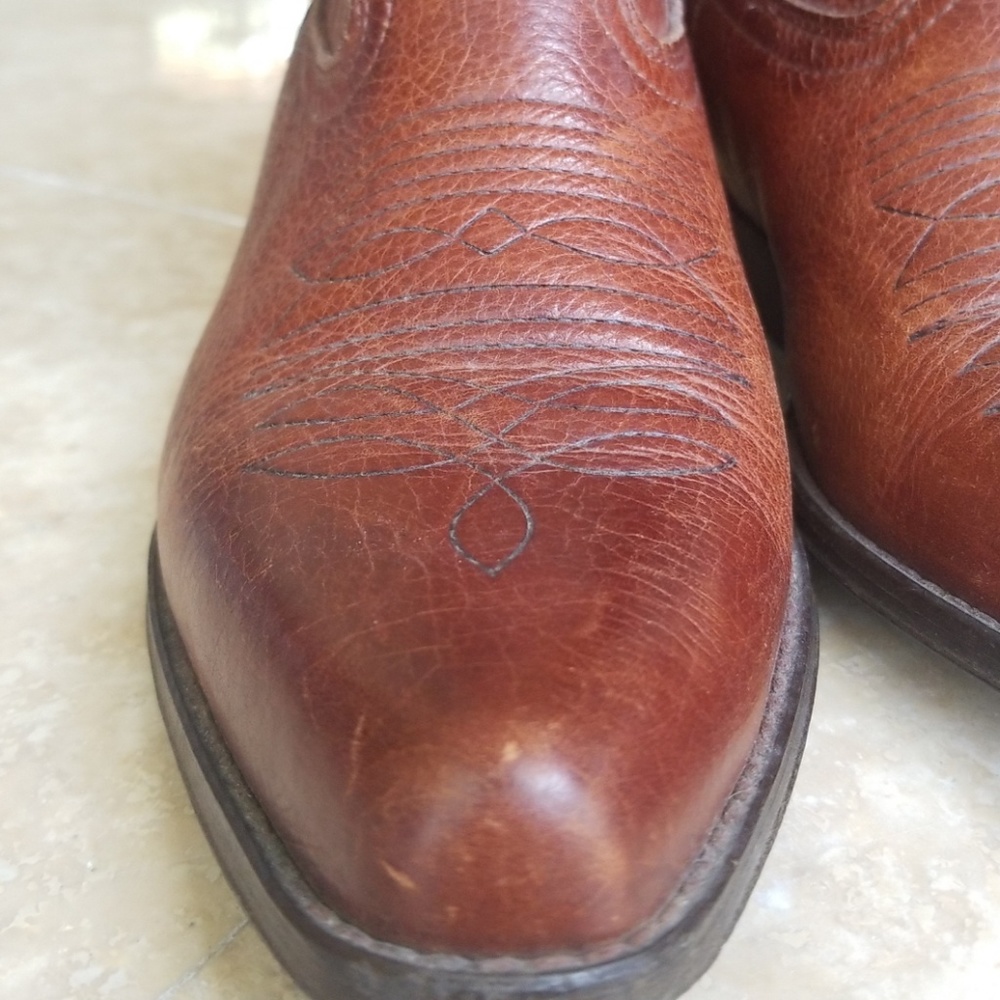 Boots - Picture 2 of 6